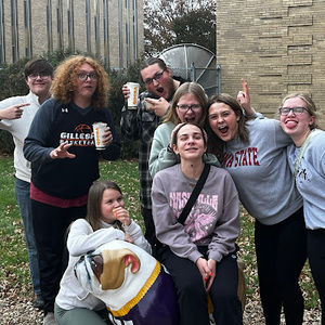 Meet your Posher, Kennedy